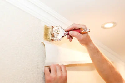 Pose de papier peint à Baillou — revêtements muraux et toiles de verre